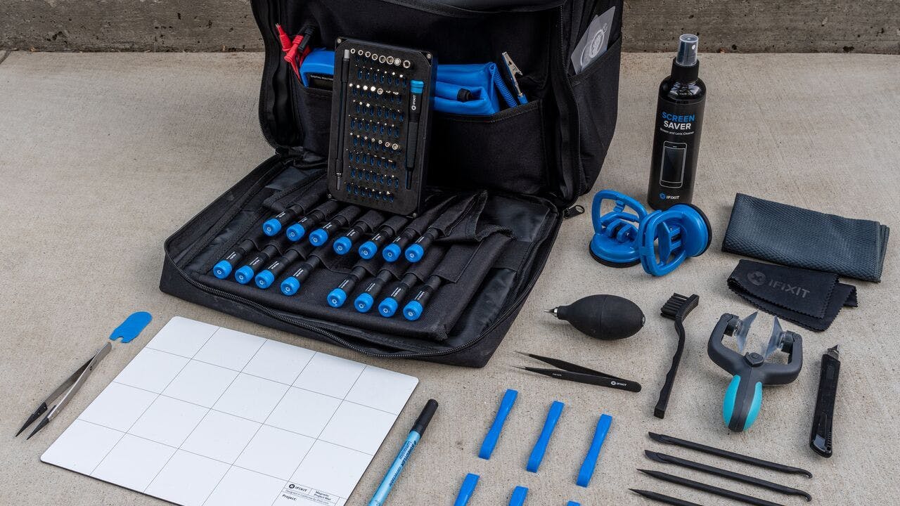 The Ultimate iFixit Toolkit Gives You the Tools to Fix Every Gadget